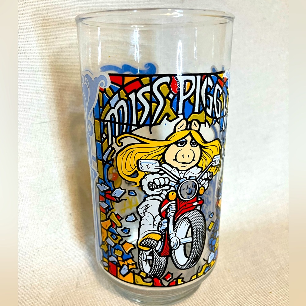 Vintage McDonald's Glass The Great Muppet Caper Miss Piggy Biker 1981 Muppets